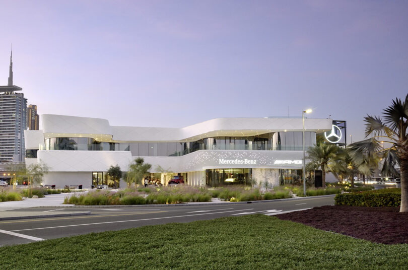 Winklmayr Arrives in Dubai